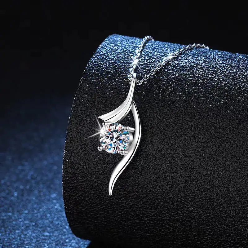 Sterling Silver Classic Four-claw 1 Karat-inch Diamond Necklace
